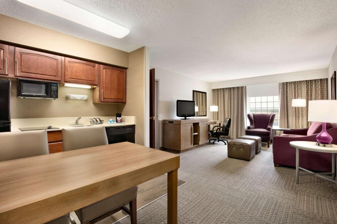 Hampton Inn & Suites Hershey Exterior photo